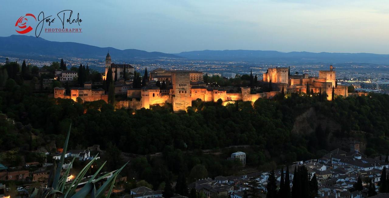 Majestuosa Alhambra Nuevo Apartamento Granada Eksteriør billede